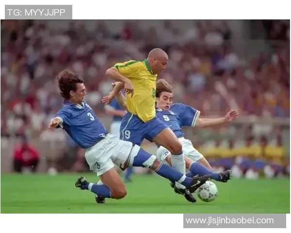 伦敦足球队球星风采:盘点英超赛场的闪耀巨星与传奇人物 伦敦足球队球星风采:盘点英超赛场的闪耀巨星与传奇人物